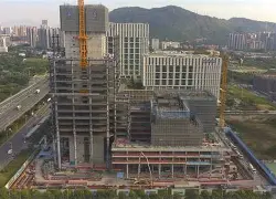 费德勒身穿优衣库